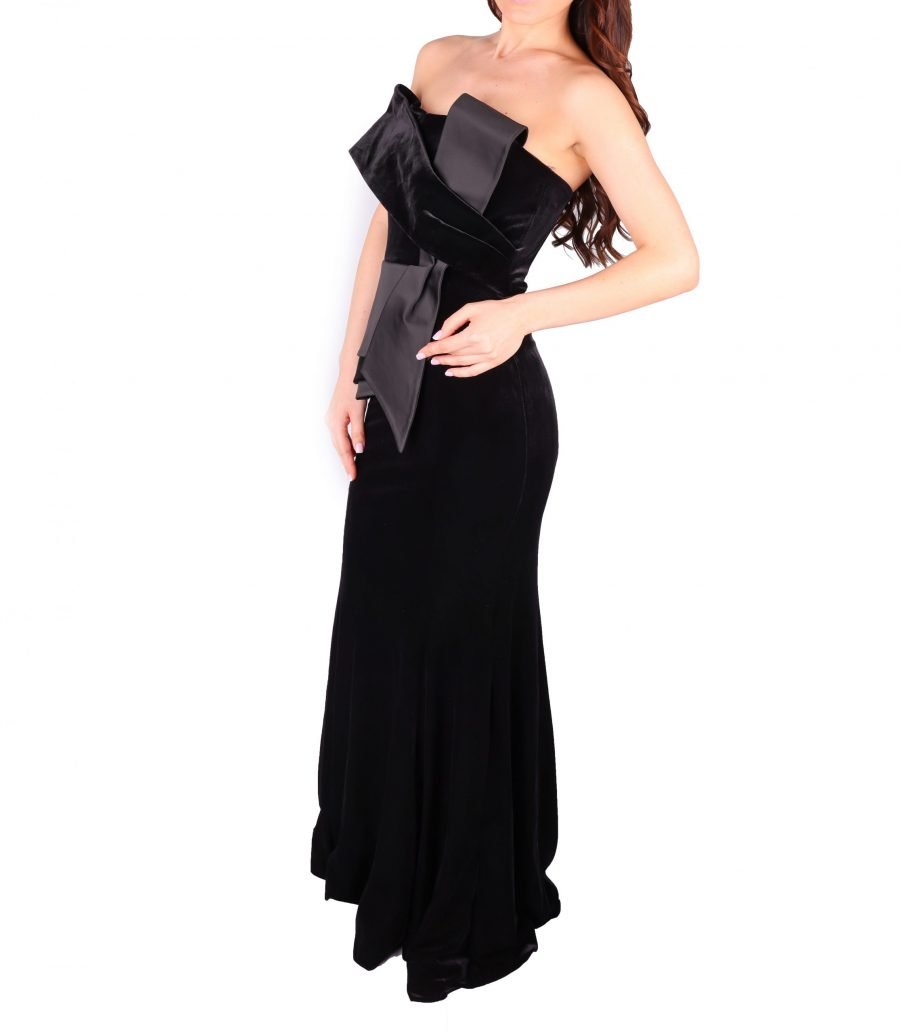 Column Straight Across Simple Velvet Evening Dress - Image 2