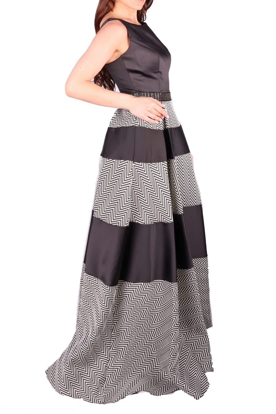 Black and White  A-line bot neck Evening Dress - Image 3
