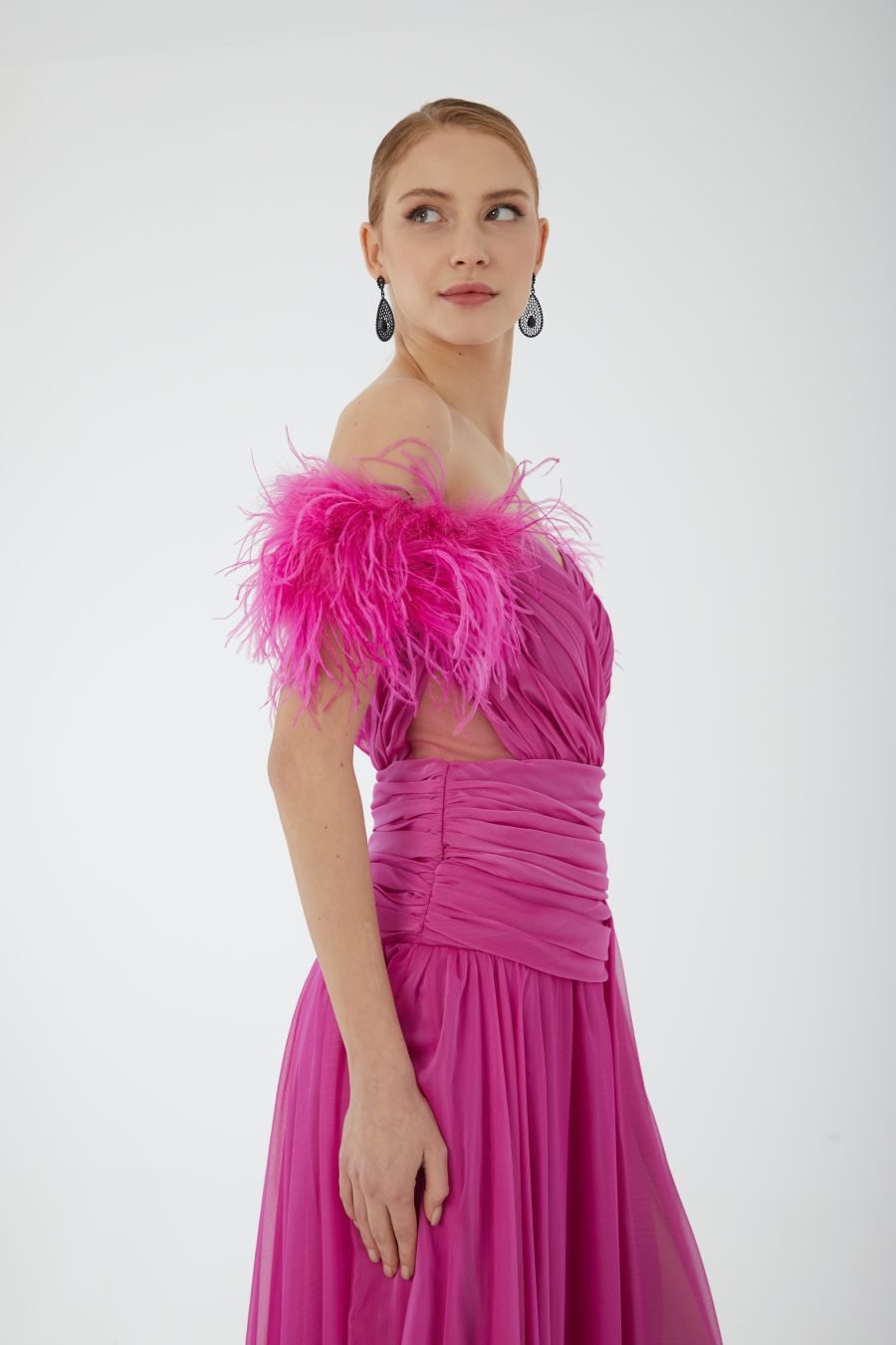 Off shoulder semi-sweetheart high knee evening dress - Image 6