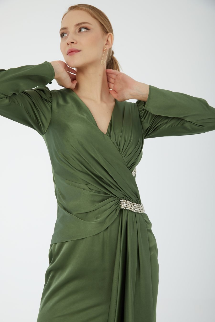 V Neck Long sleeve high knee evening dress - Image 11