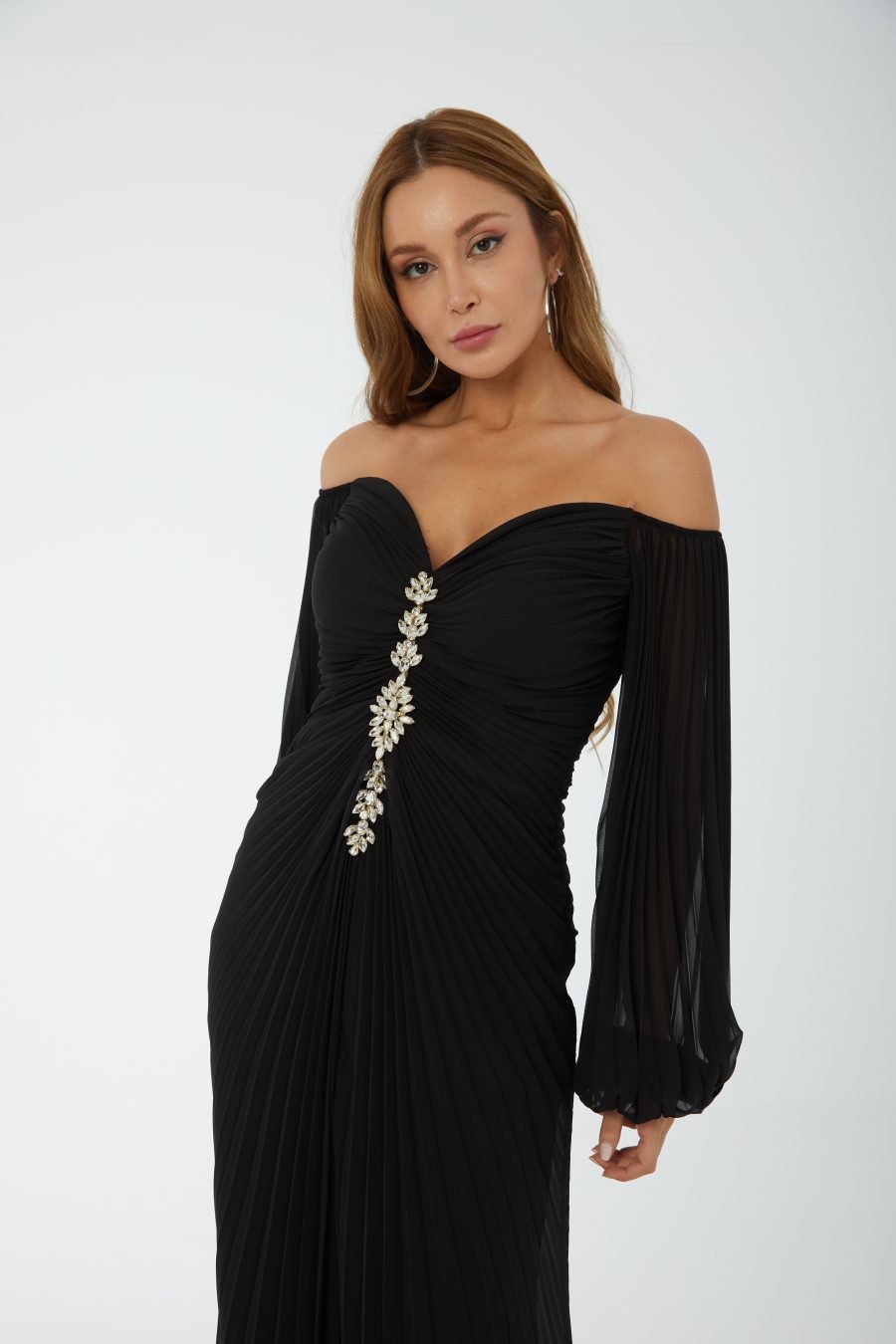 Off shoulder high knee column evening dress - Image 3