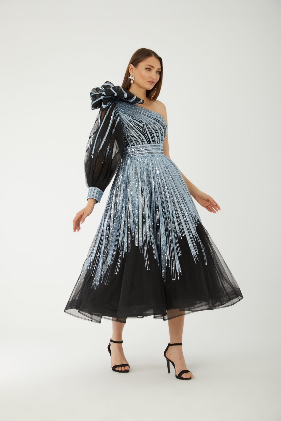 Asymmetric Midi-length, falling below the knee but above the ankle Evening dress - Image 9